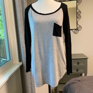 Soprano Buttery Soft Scoop Neck Baseball Tee - Black & Gray - Size Large